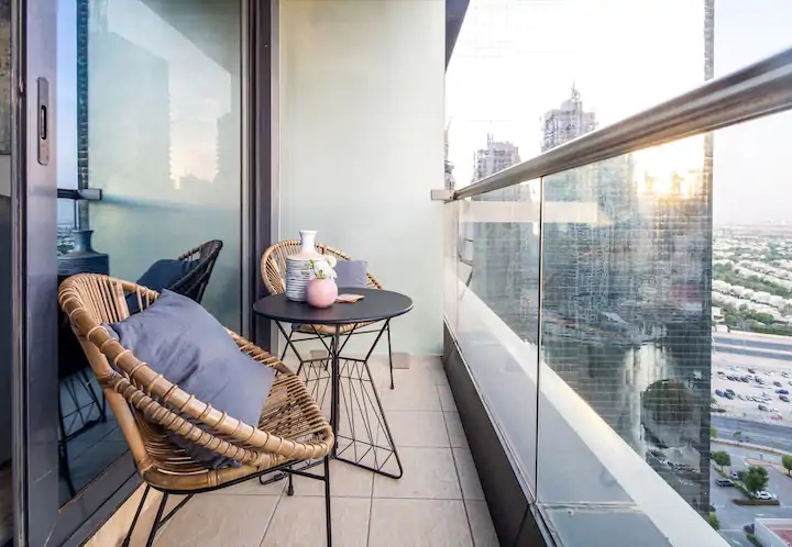 Airbnb Balcony Dubai JLT